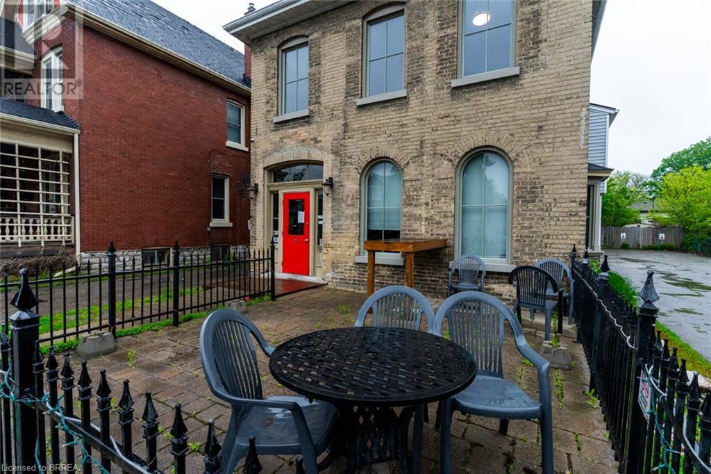 199 Brant Avenue, Brantford, Ontario  N3T 3J1 - Photo 3 - 40732467