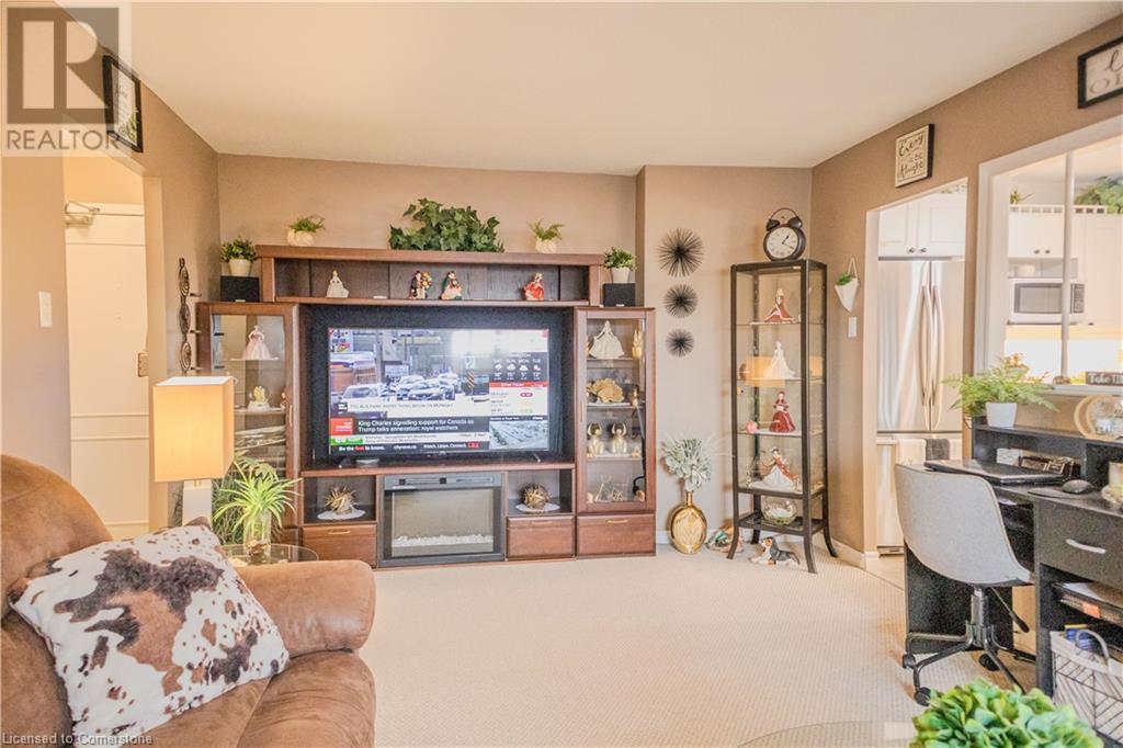 1100 Courtland Avenue E Unit# 705, Kitchener, Ontario  N2C 2H9 - Photo 18 - 40731288