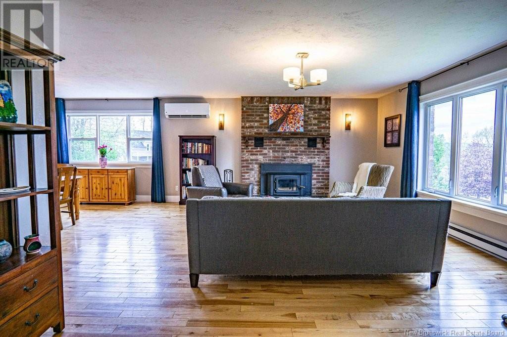 Property at 25 Rosewood Drive image 4