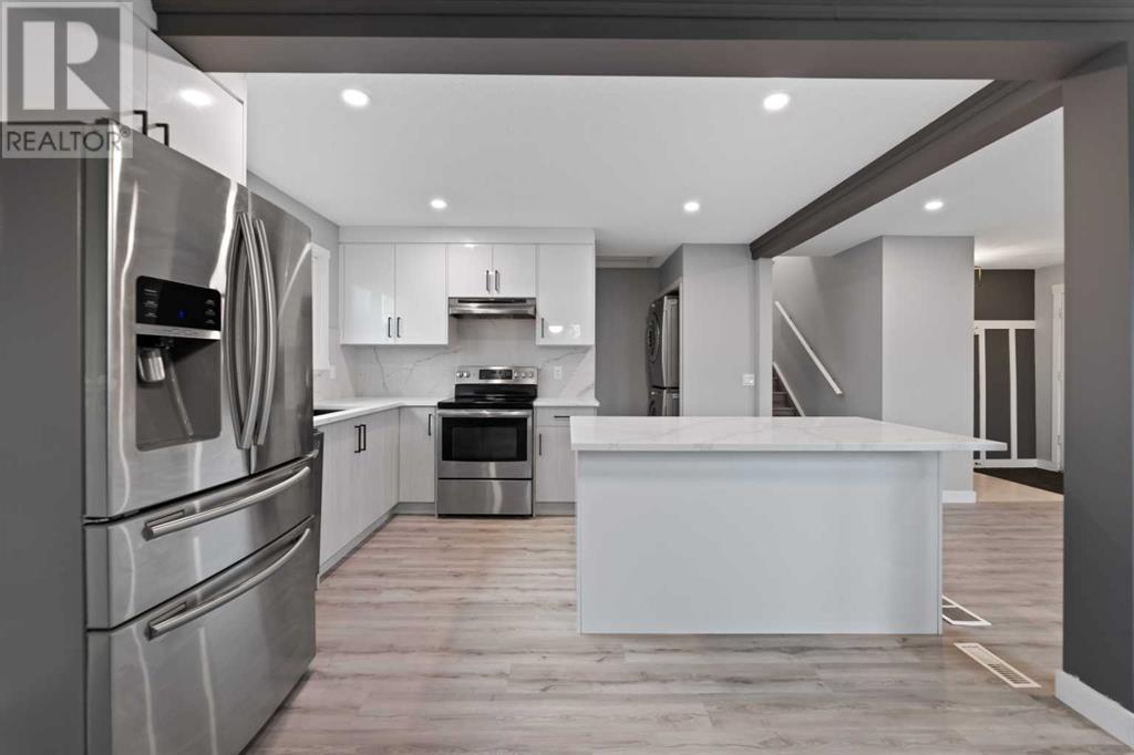83 Whitaker Close Ne, Calgary, Alberta  T1Y 5K2 - Photo 6 - A2214417