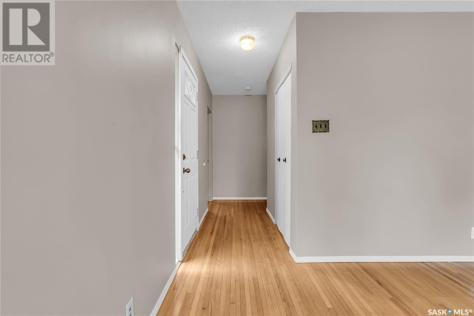 15 Mcaskill Crescent, Saskatoon, Saskatchewan  S7J 2P4 - Photo 3 - SK006662