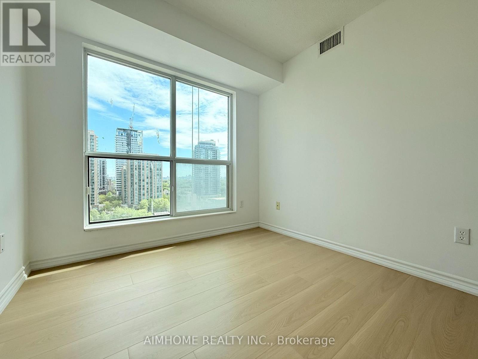 1716 - 7 Lorraine Drive, Toronto, Ontario  M2N 7H2 - Photo 12 - C12166518