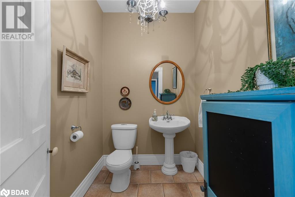 4 E Wellington Street E, Creemore, Ontario  L0M 1G0 - Photo 18 - 40731295