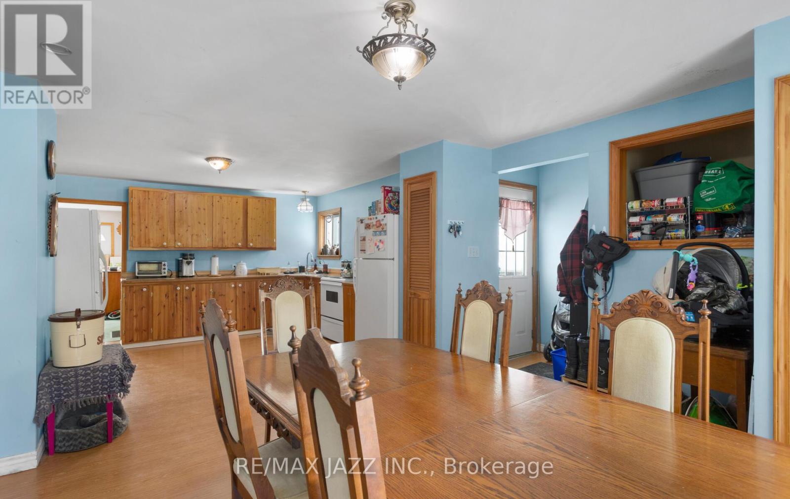 35 Maple Street, Uxbridge, Ontario  L9P 1C8 - Photo 6 - N12166714