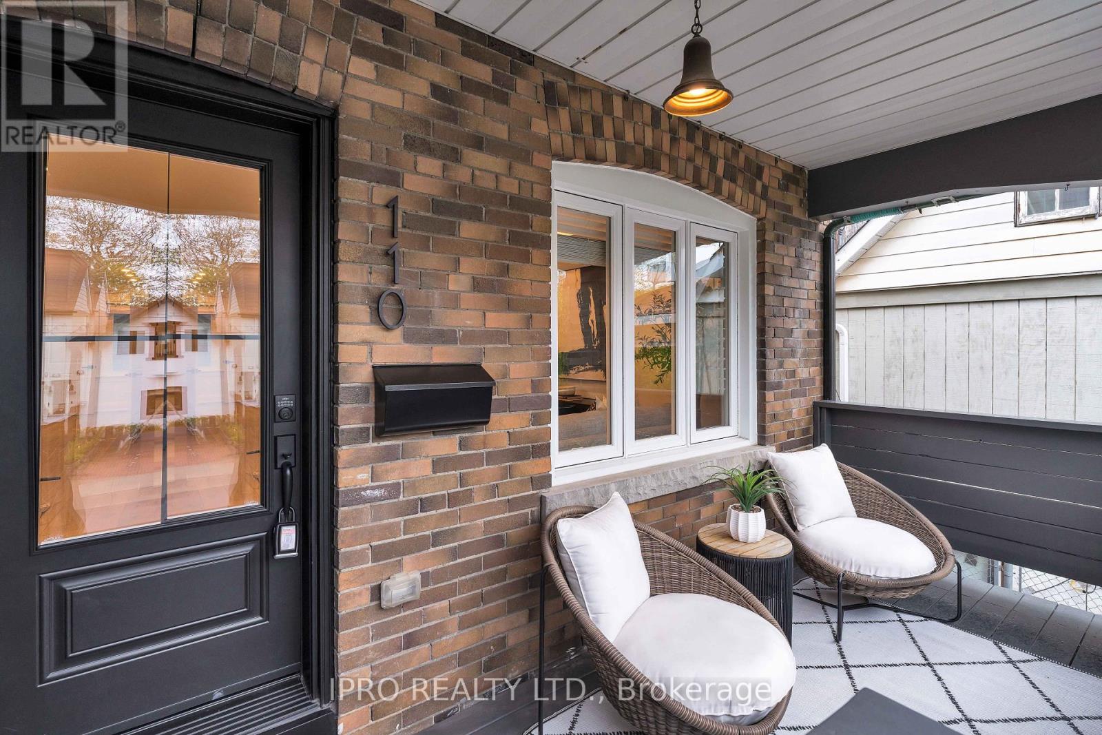 110 Duvernet Avenue, Toronto, Ontario  M4E 1V4 - Photo 4 - E12166446
