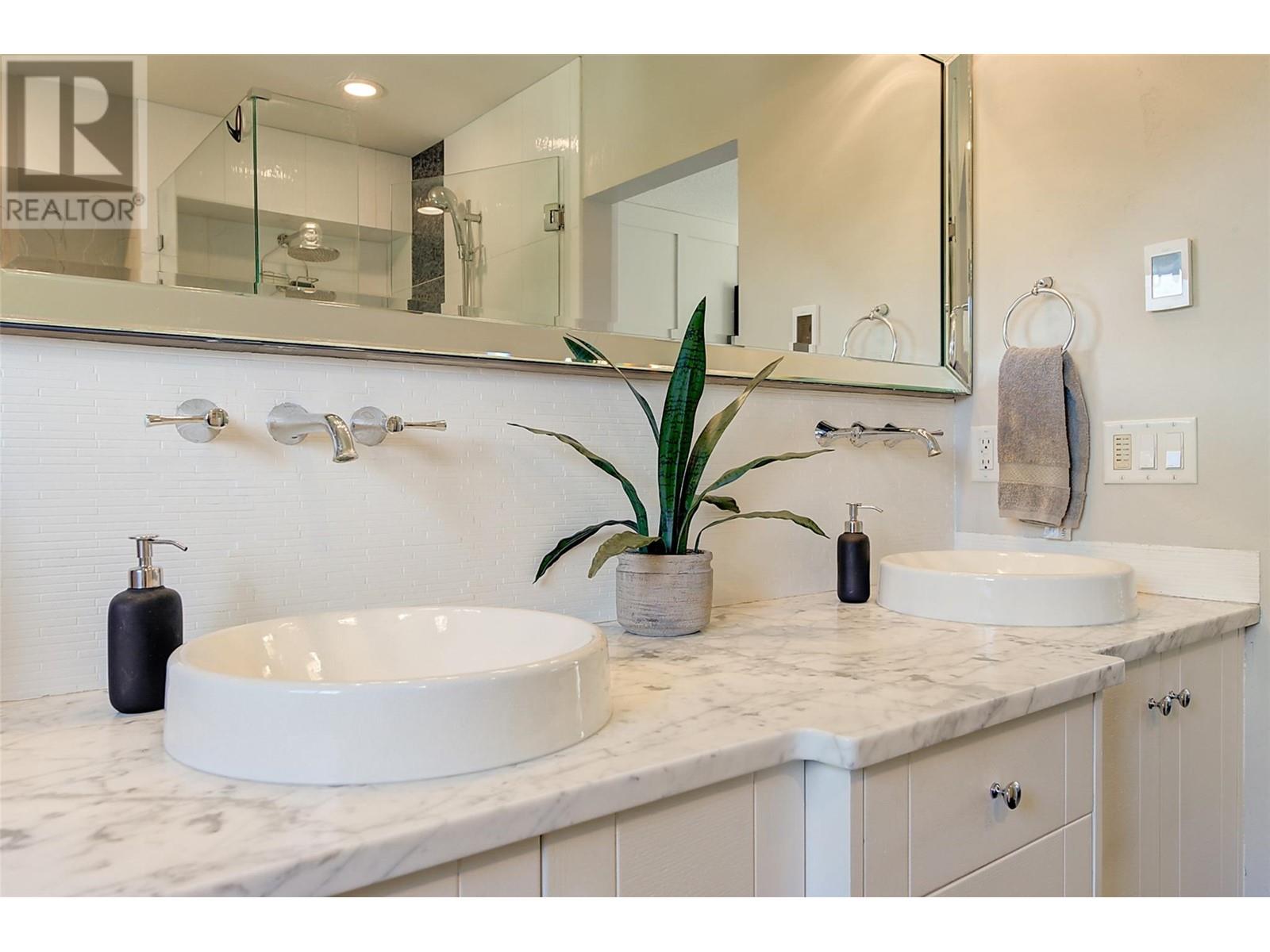 1130 Wintergreen Crescent, Kelowna, British Columbia  V1W 3V8 - Photo 28 - 10348895