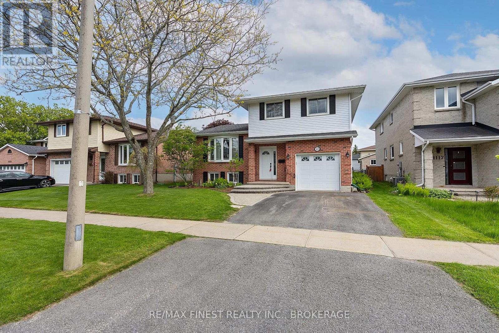 Property at 1123 WINTERGREEN CRESCENT image 2