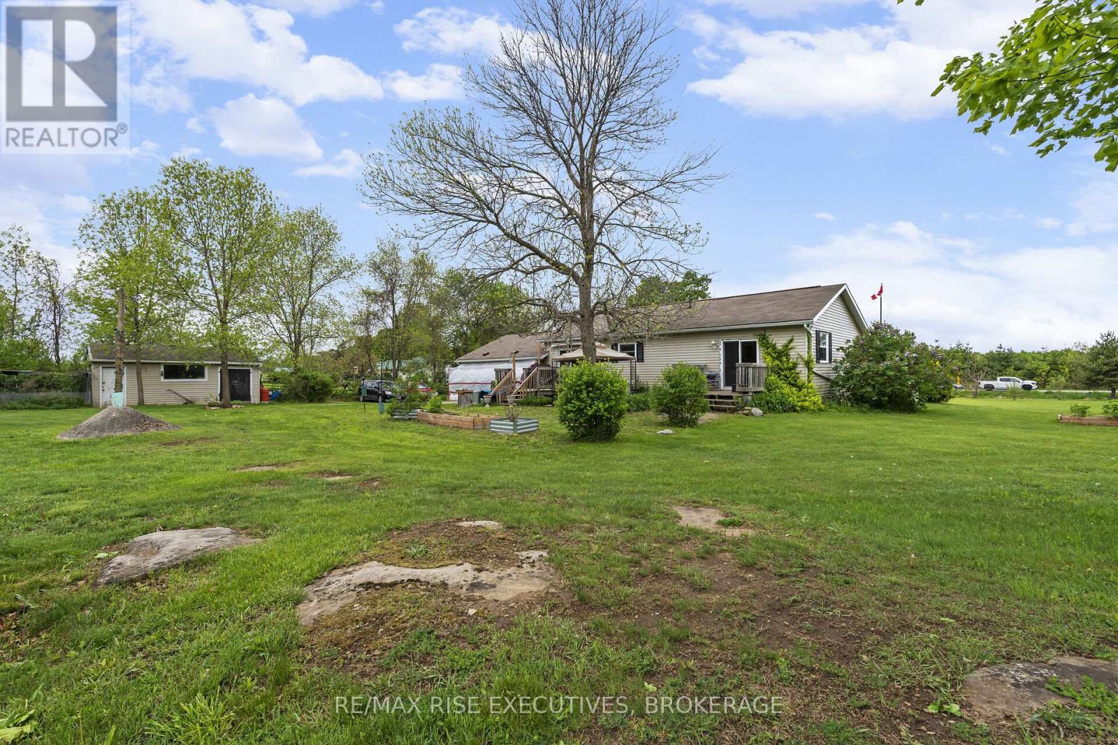 2329 Harlem Road, Rideau Lakes, Ontario  K0G 1V0 - Photo 23 - X12166639