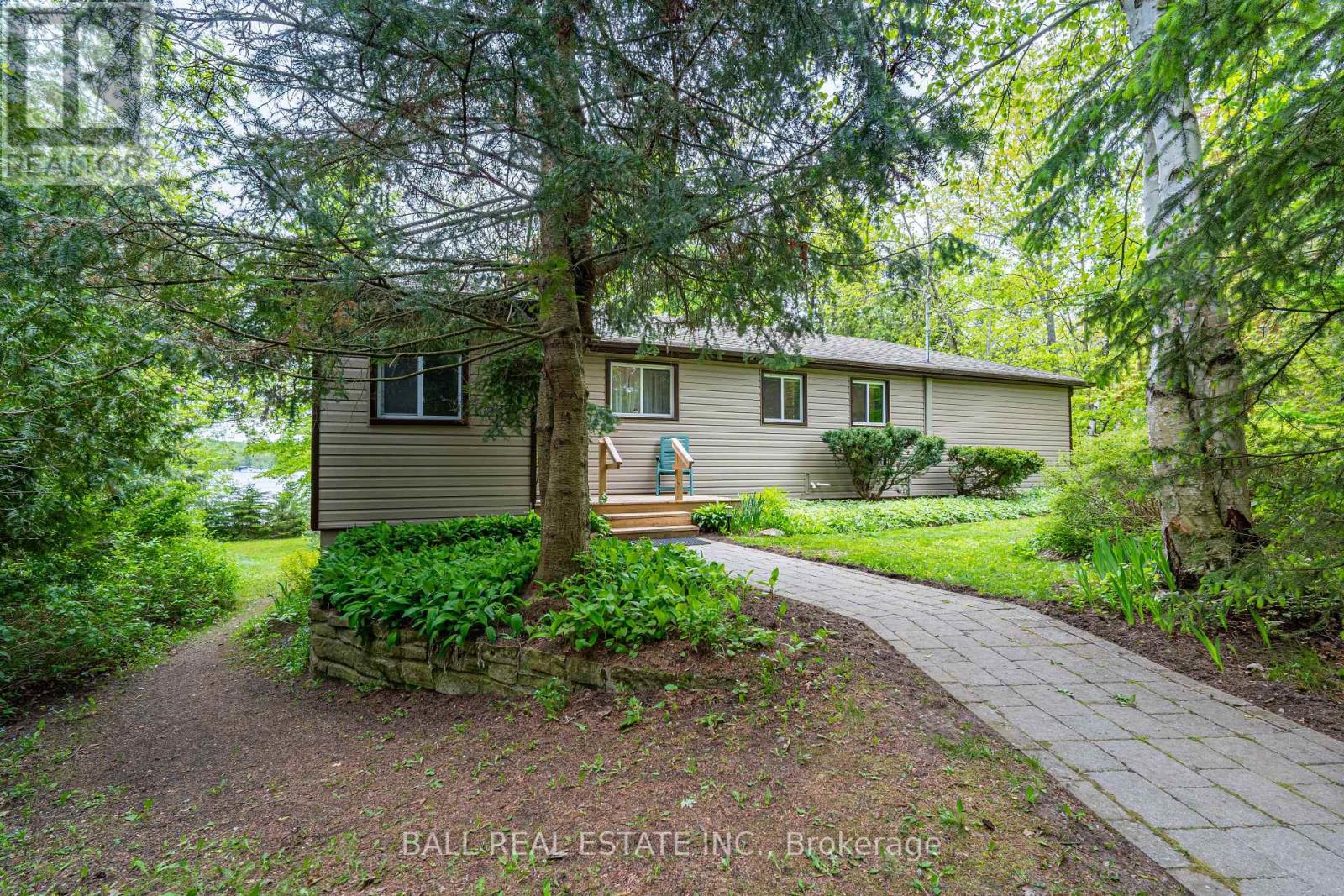 72 Hill Drive, Trent Lakes, Ontario  K0L 1J0 - Photo 2 - X12166613
