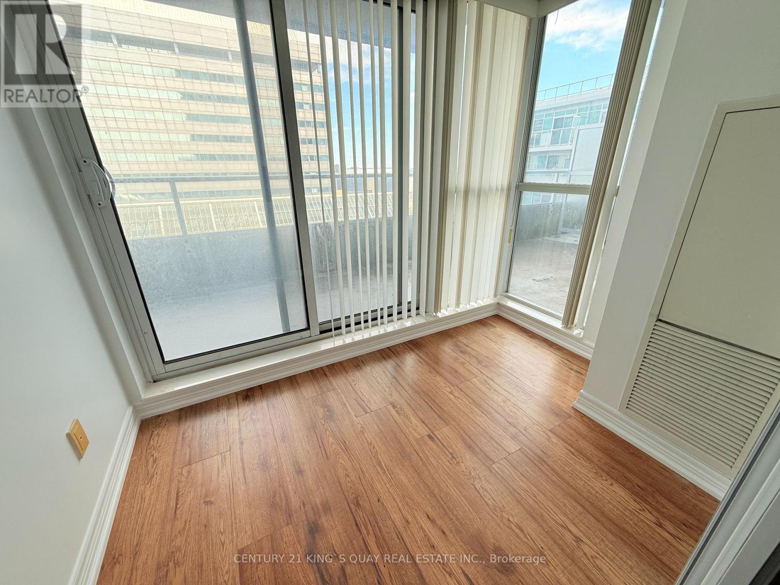 713 - 60 Town Centre Court, Toronto, Ontario  M1P 0B1 - Photo 6 - E12156908
