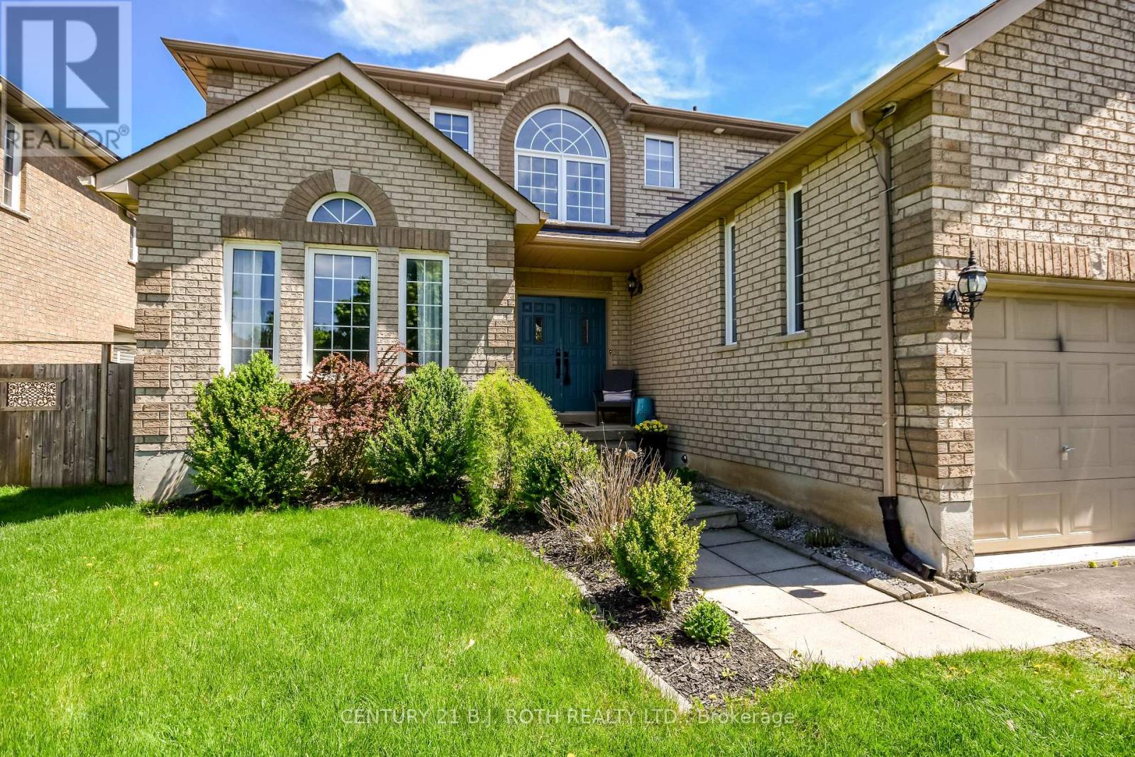 60 Carley Crescent, Barrie, Ontario  L4N 0M8 - Photo 2 - S12042178