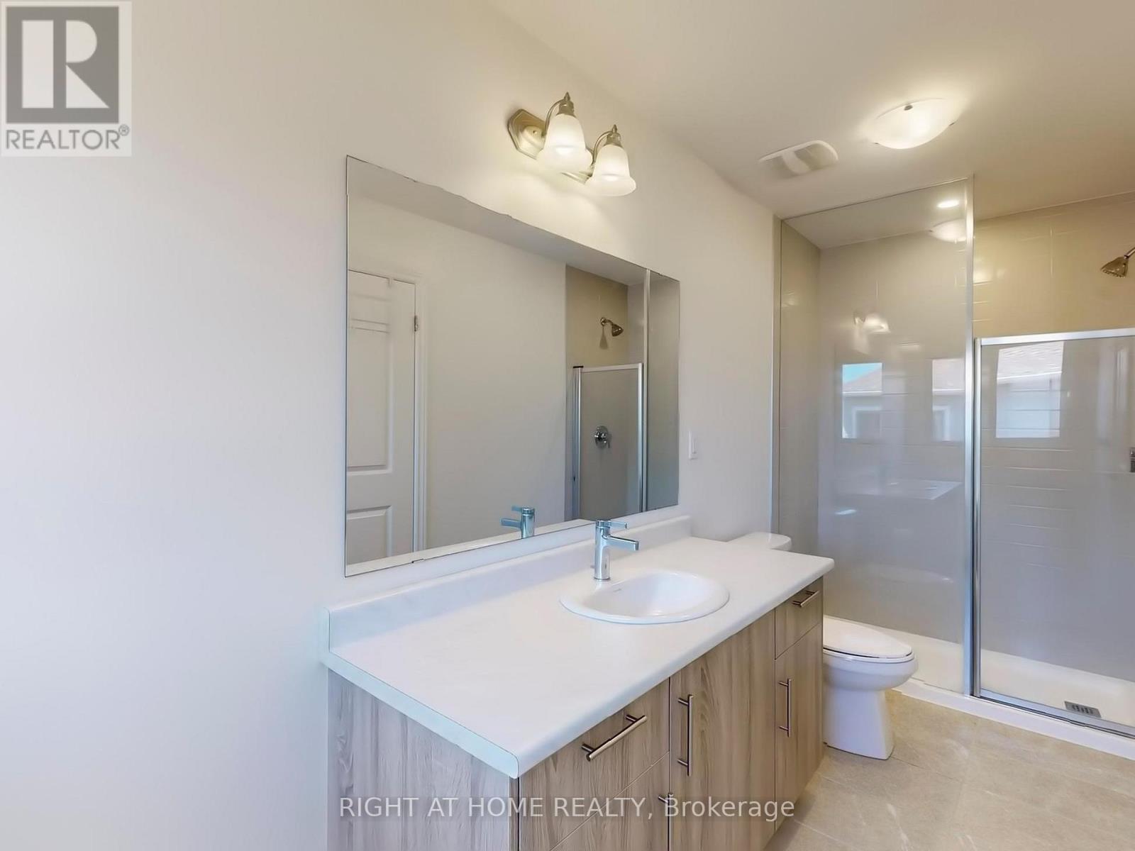 71 Phoenix Boulevard, Barrie, Ontario  L9J 0P7 - Photo 13 - S12166448