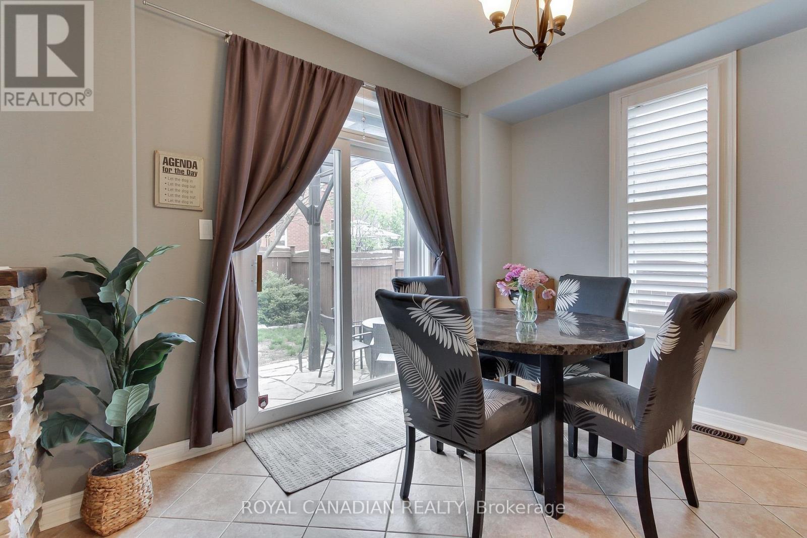 20 Parisian Crescent, Barrie, Ontario  L4N 0Y9 - Photo 23 - S12166472