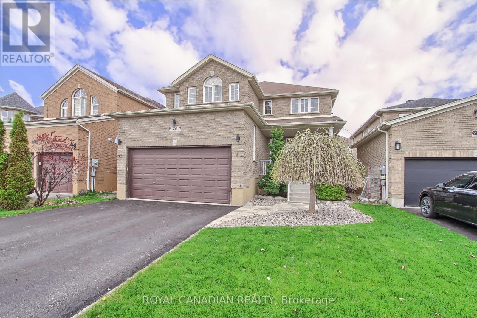 20 Parisian Crescent, Barrie, Ontario  L4N 0Y9 - Photo 3 - S12166472