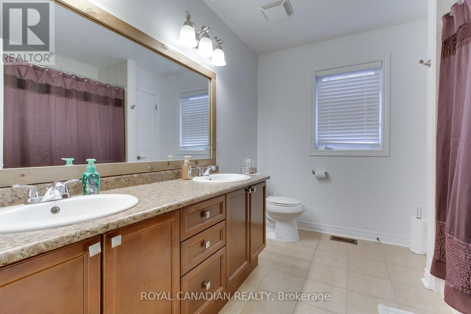 20 Parisian Crescent, Barrie, Ontario  L4N 0Y9 - Photo 37 - S12166472