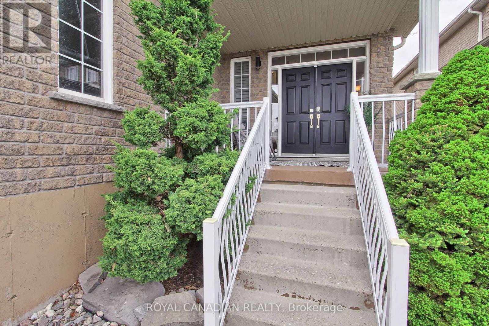 20 Parisian Crescent, Barrie, Ontario  L4N 0Y9 - Photo 5 - S12166472