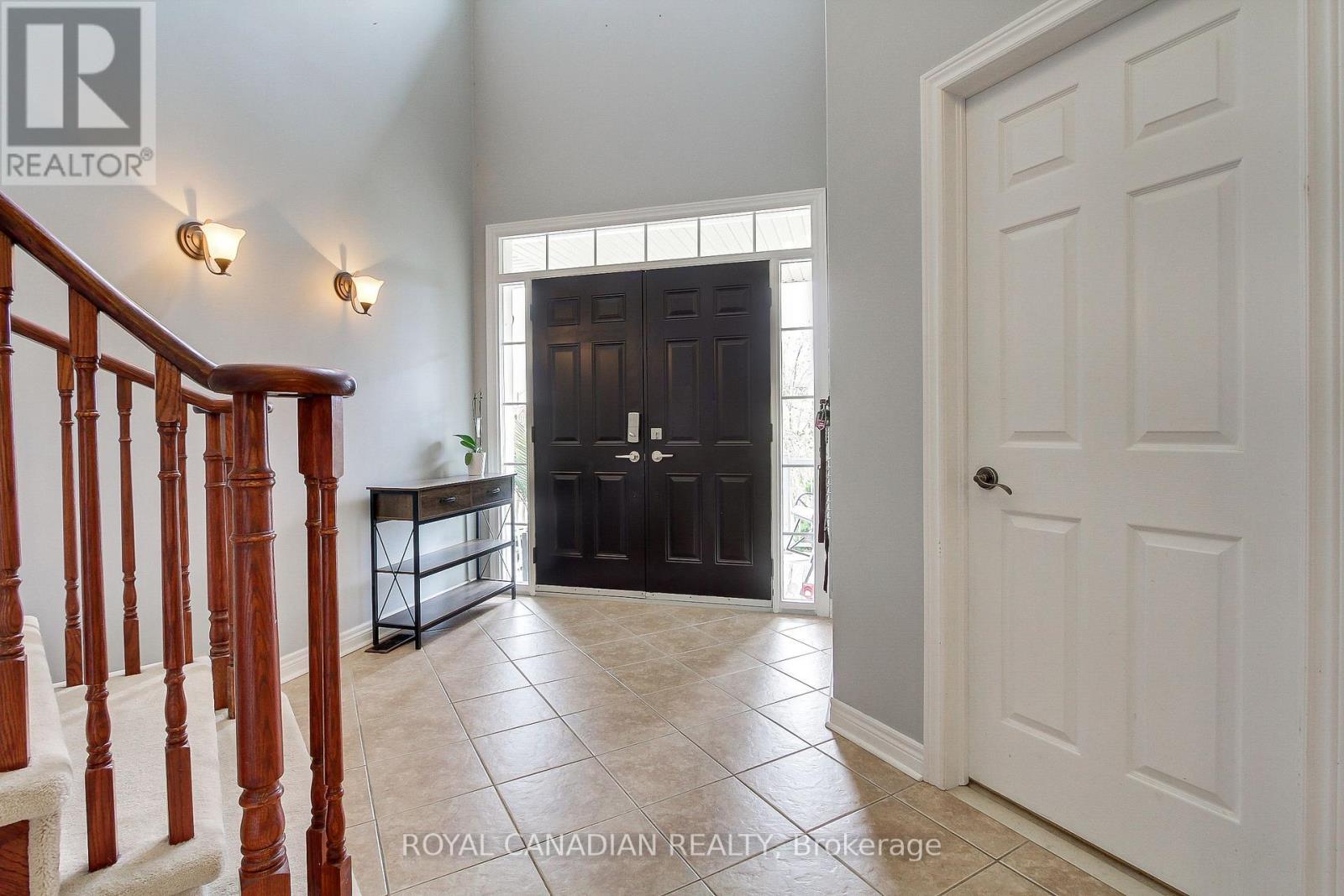 20 Parisian Crescent, Barrie, Ontario  L4N 0Y9 - Photo 6 - S12166472