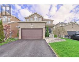 20 PARISIAN CRESCENT, Barrie, Ontario