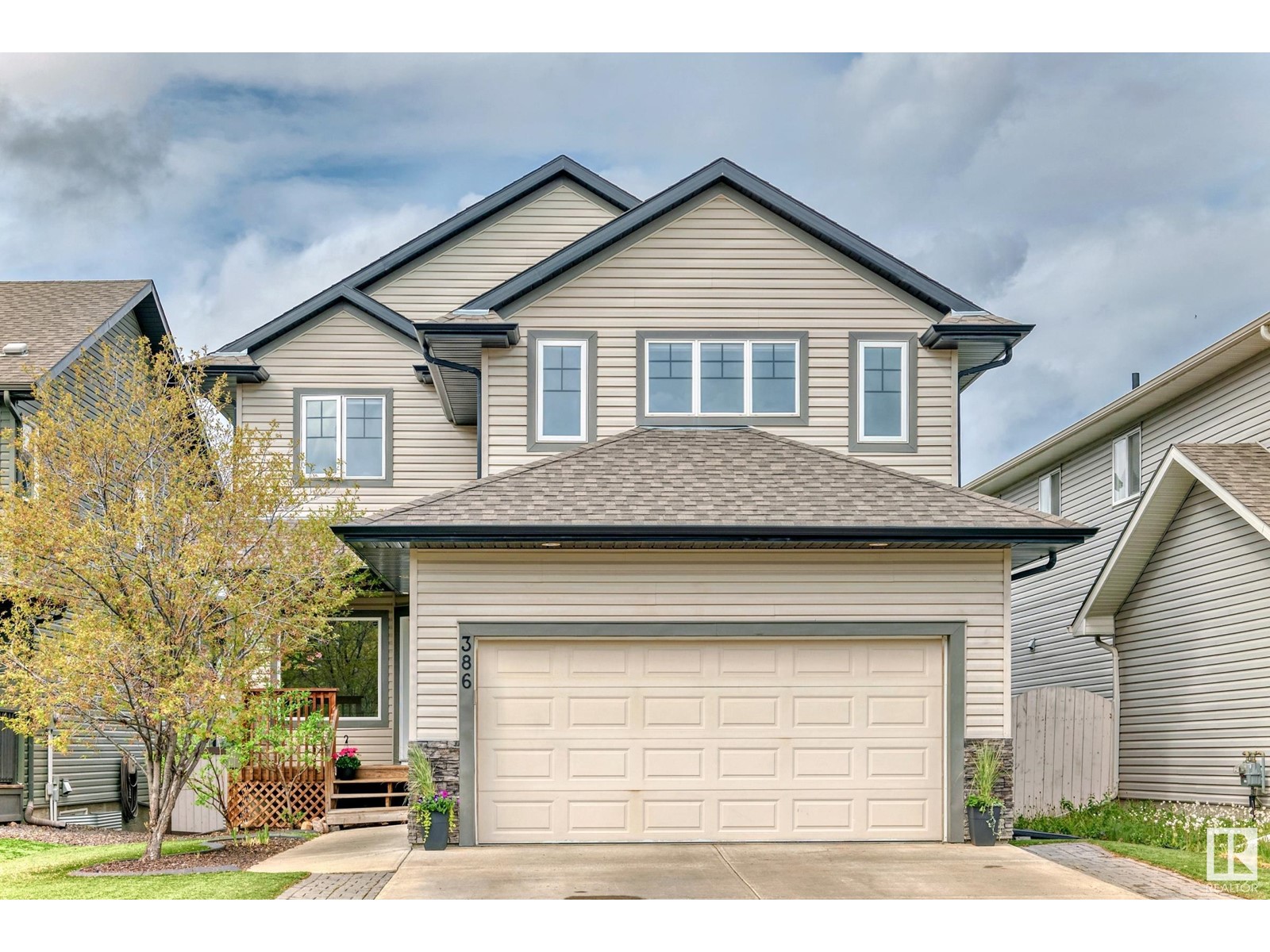386 Suncrest Rd, Sherwood Park, Alberta  T8H 0E8 - Photo 1 - E4437884