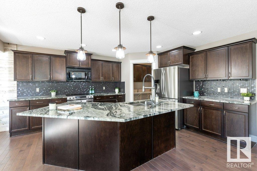 6010 207a St Nw, Edmonton, Alberta  T6M 0L6 - Photo 12 - E4437881