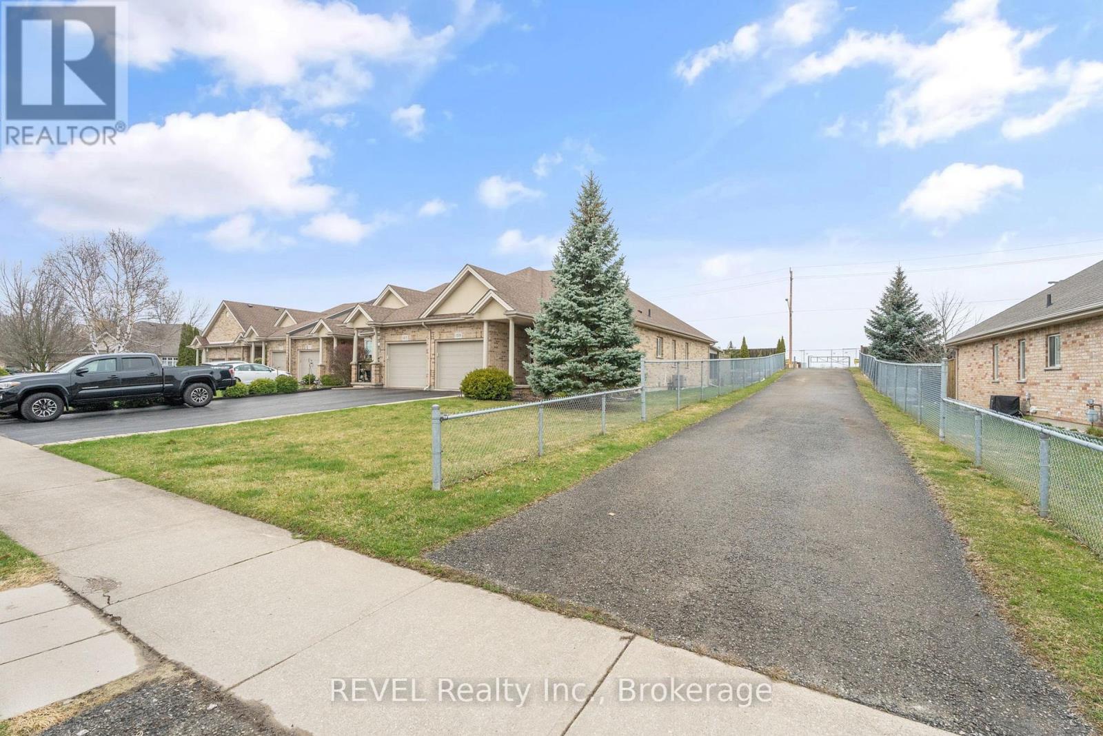 159 Willowlanding Court, Welland, Ontario  L3C 7L8 - Photo 35 - X12166590