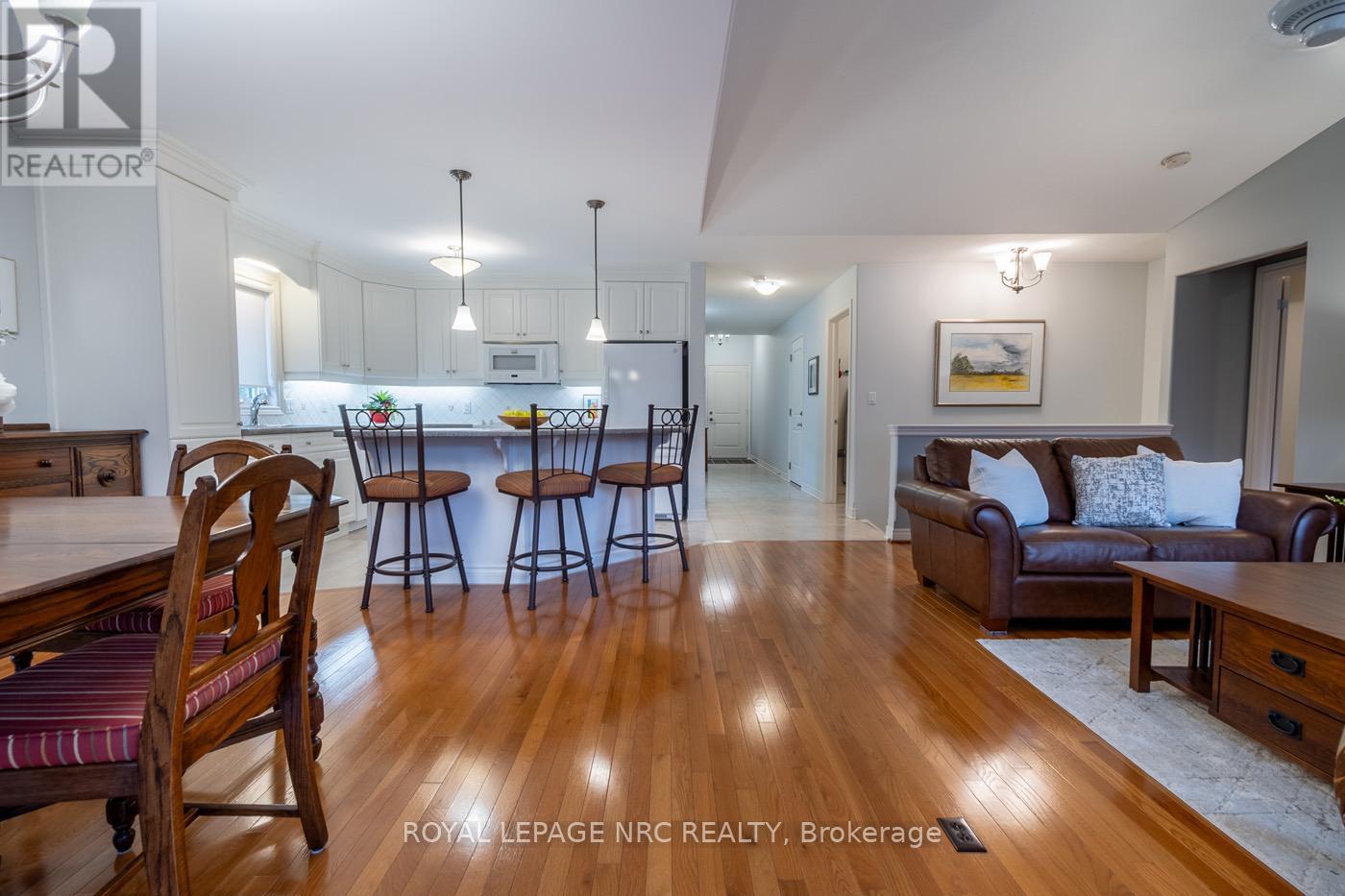 31 - 70 Elmwood Avenue, Welland, Ontario  L3C 0C1 - Photo 10 - X12166724