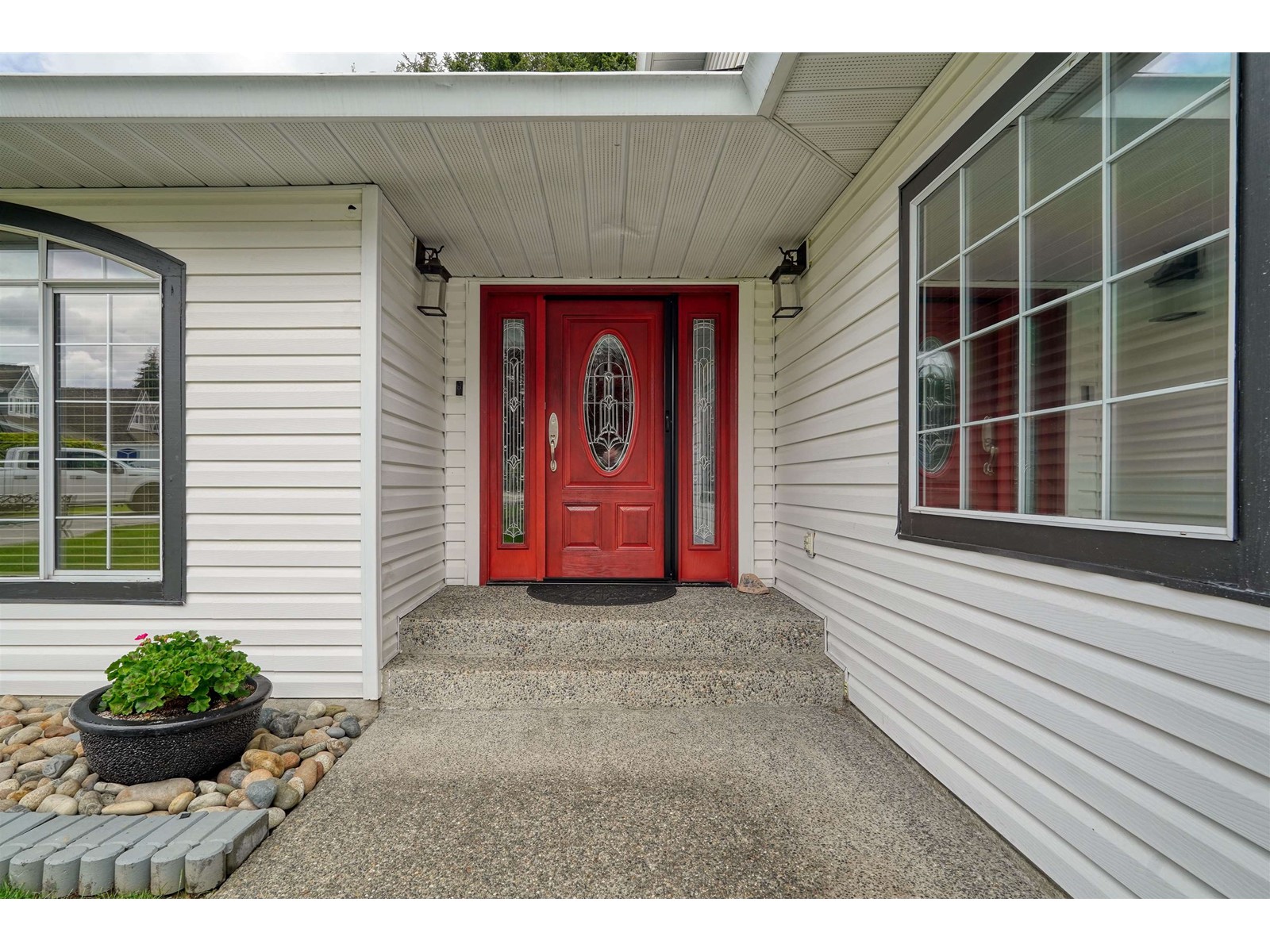 20287 94b Avenue, Langley, British Columbia  V1M 1Y8 - Photo 2 - R3005710