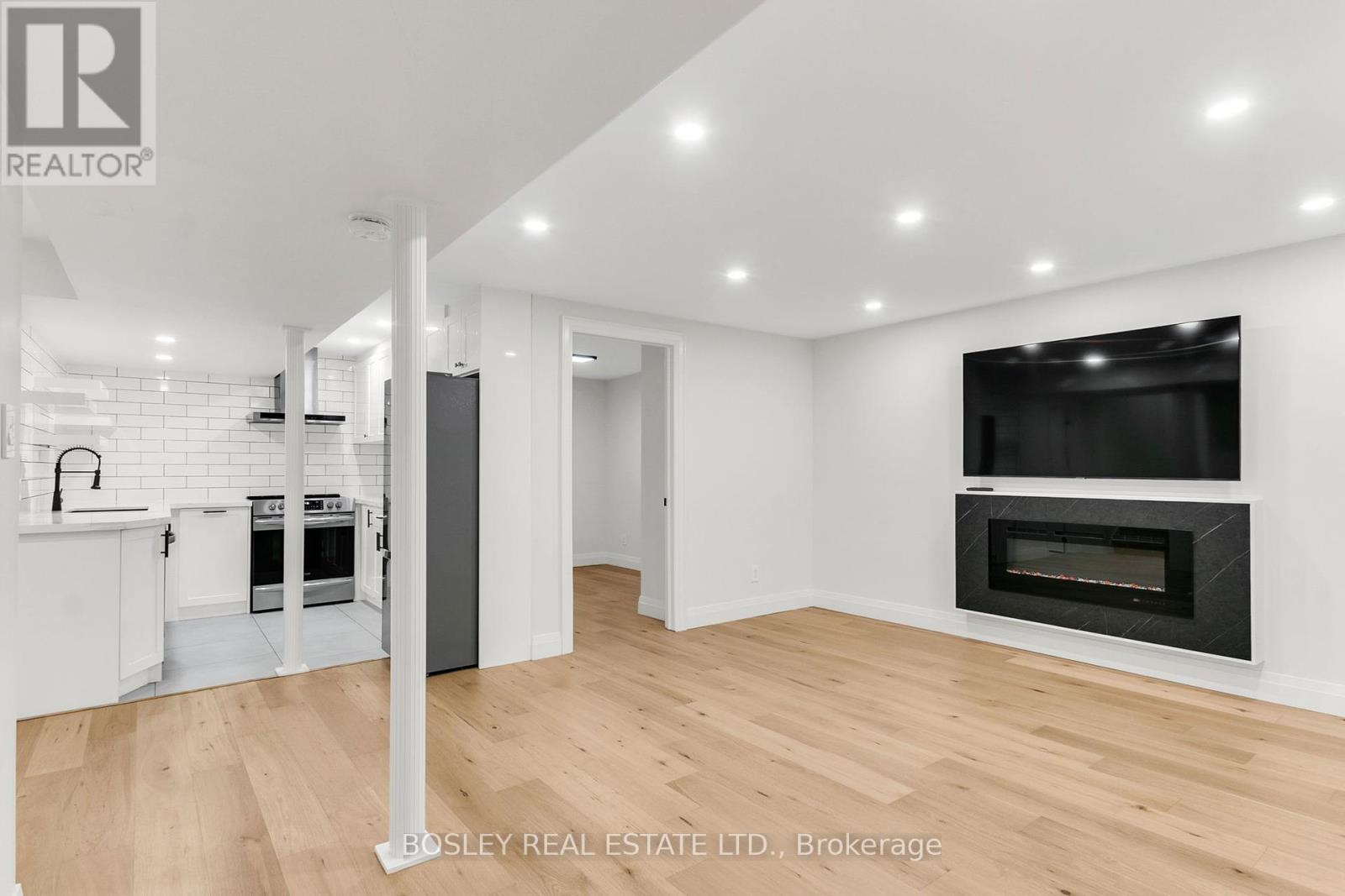309 Dalesford Road, Toronto, Ontario  M8Y 1G8 - Photo 46 - W12166437