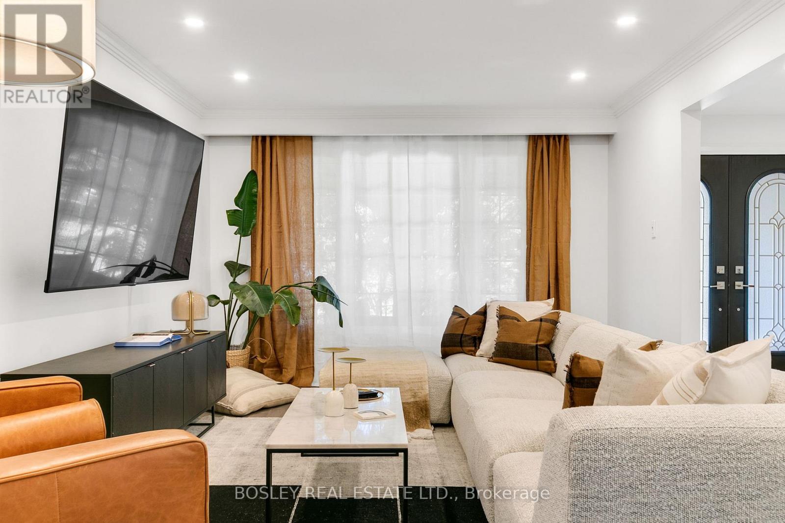 309 Dalesford Road, Toronto, Ontario  M8Y 1G8 - Photo 7 - W12166437