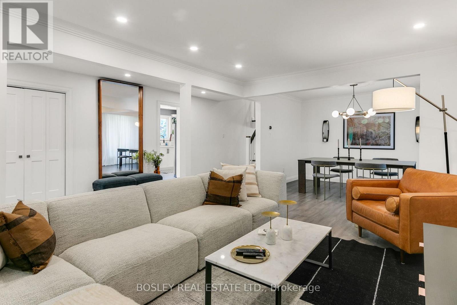 309 Dalesford Road, Toronto, Ontario  M8Y 1G8 - Photo 9 - W12166437