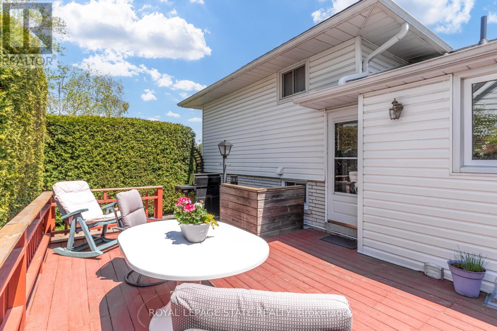 4389 Kerry Drive, Burlington, Ontario  L7L 1W5 - Photo 44 - W12166438