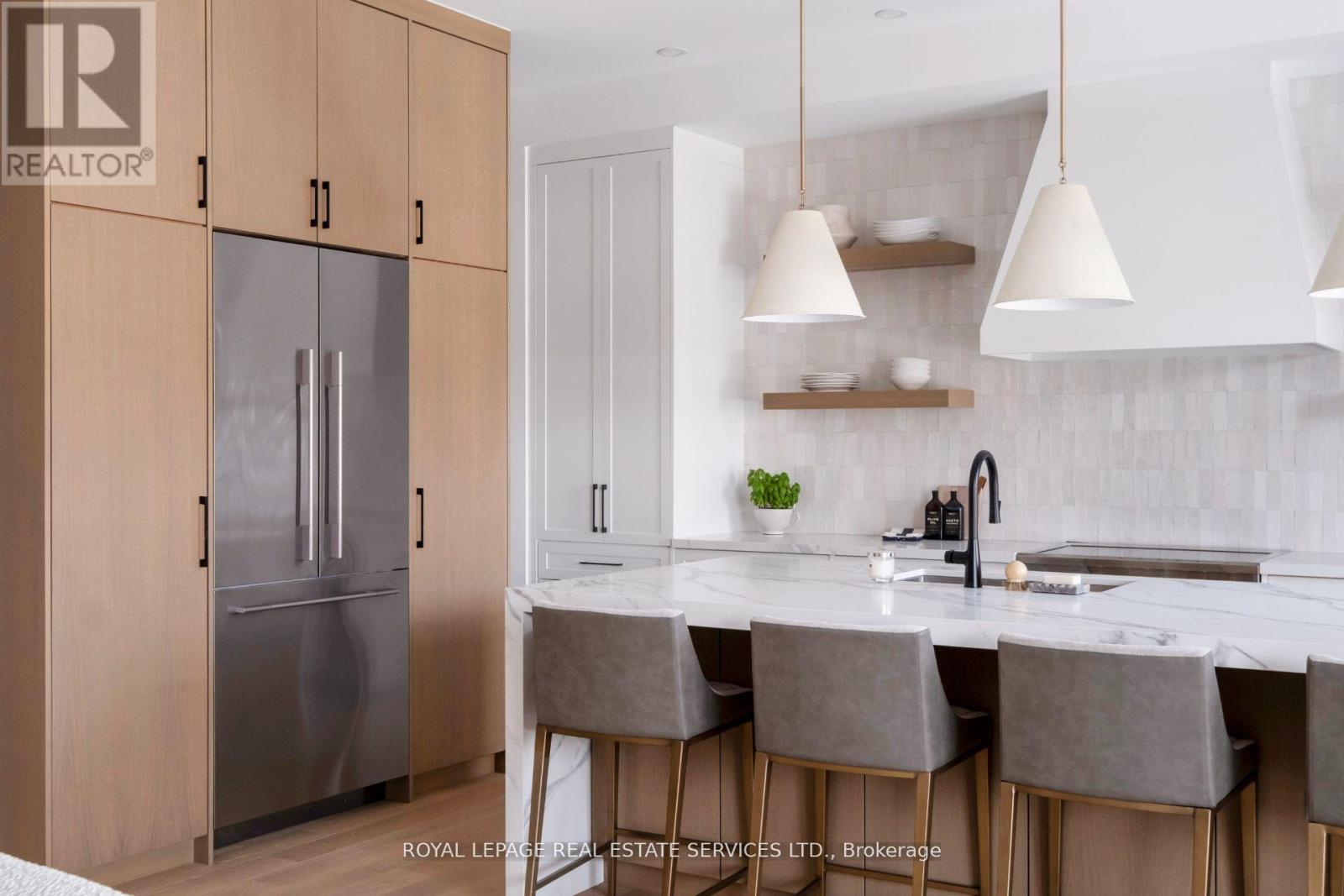 263 Thirtieth Street, Toronto, Ontario  M8W 3E2 - Photo 16 - W12166473