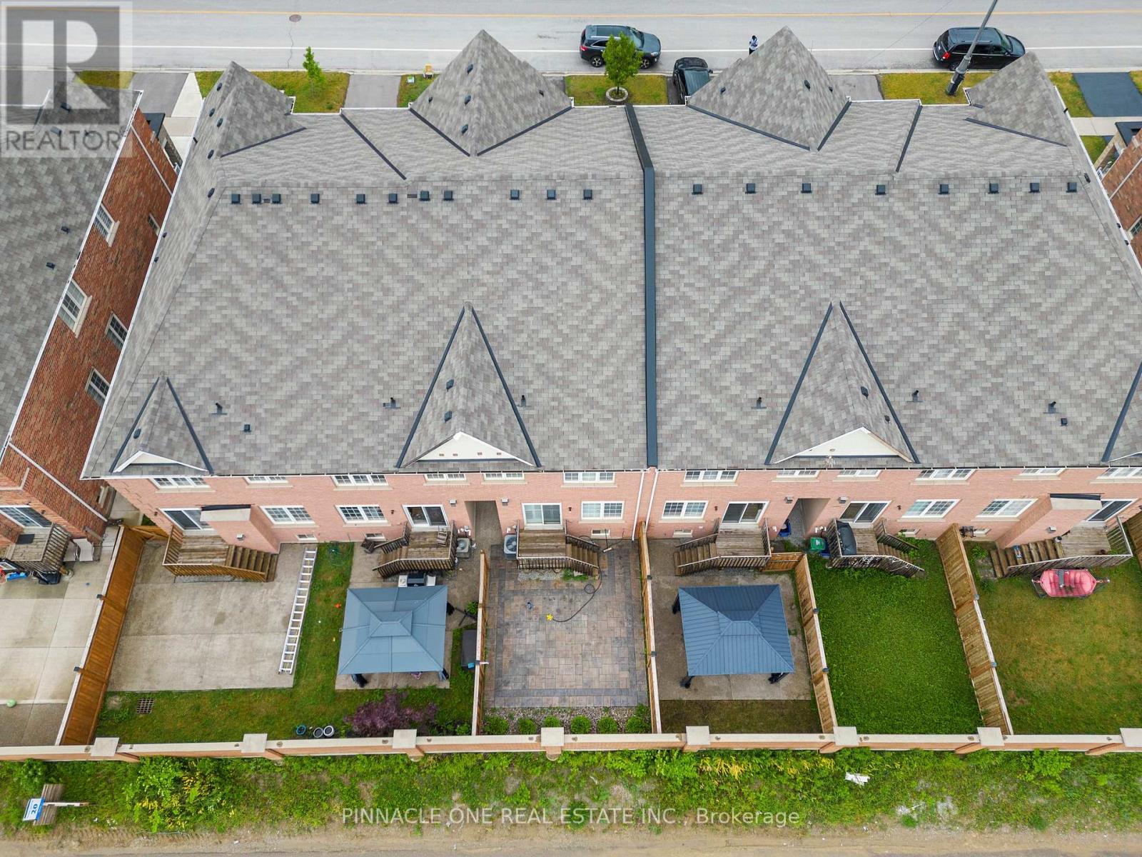 142 Sky Harbour Drive, Brampton, Ontario  L6Y 0V1 - Photo 4 - W12166491