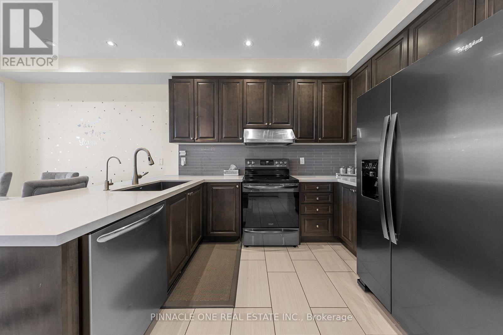 142 Sky Harbour Drive, Brampton, Ontario  L6Y 0V1 - Photo 9 - W12166491