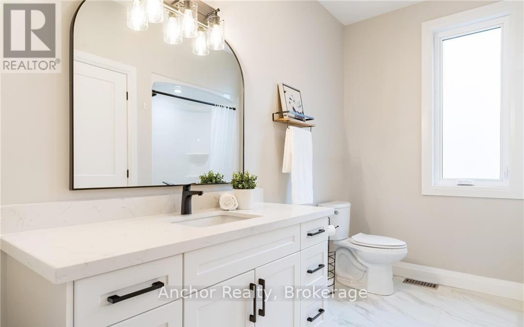 1250 Old Parry Sound Road, Muskoka Lakes, Ontario P0B 1M0 - Photo 21 - X12166551