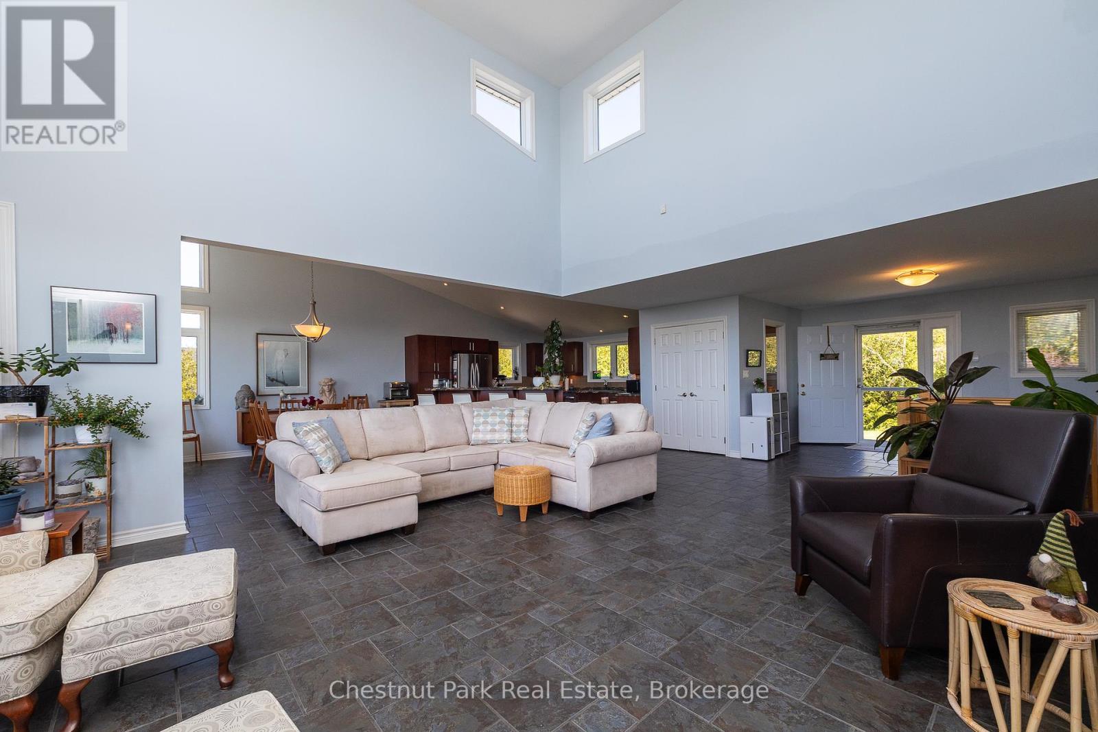 84 Silversides Point Road, Northern Bruce Peninsula, Ontario  N0H 1Z0 - Photo 12 - X12166560