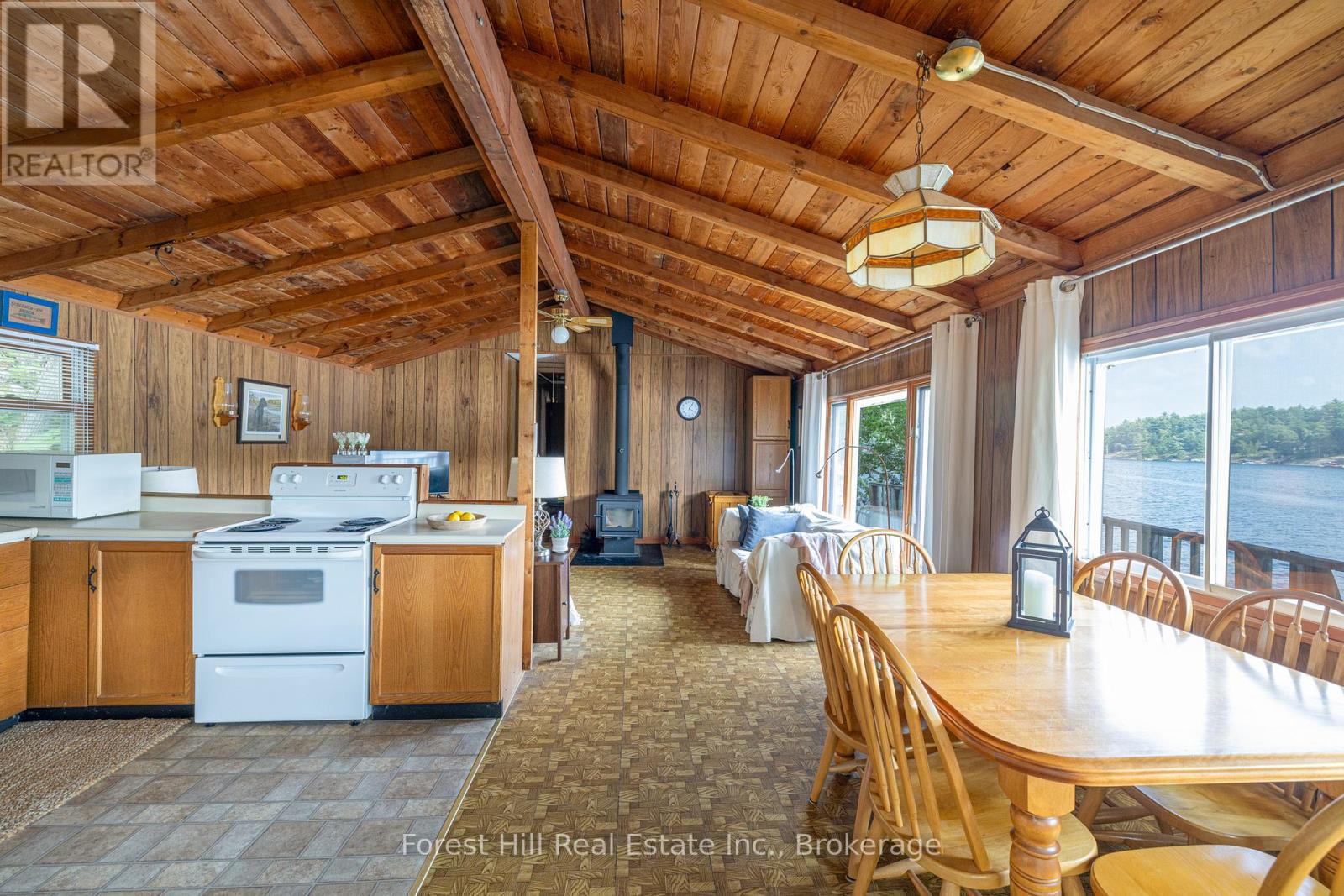 959 Harrison Trail, Georgian Bay, Ontario  P0C 1H0 - Photo 6 - X12166576