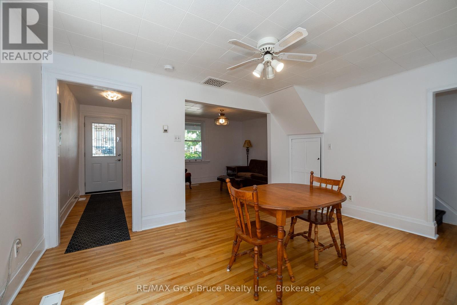 1809 3rd Avenue W, Owen Sound, Ontario N4K 4R7 - Photo 12 - X12166720