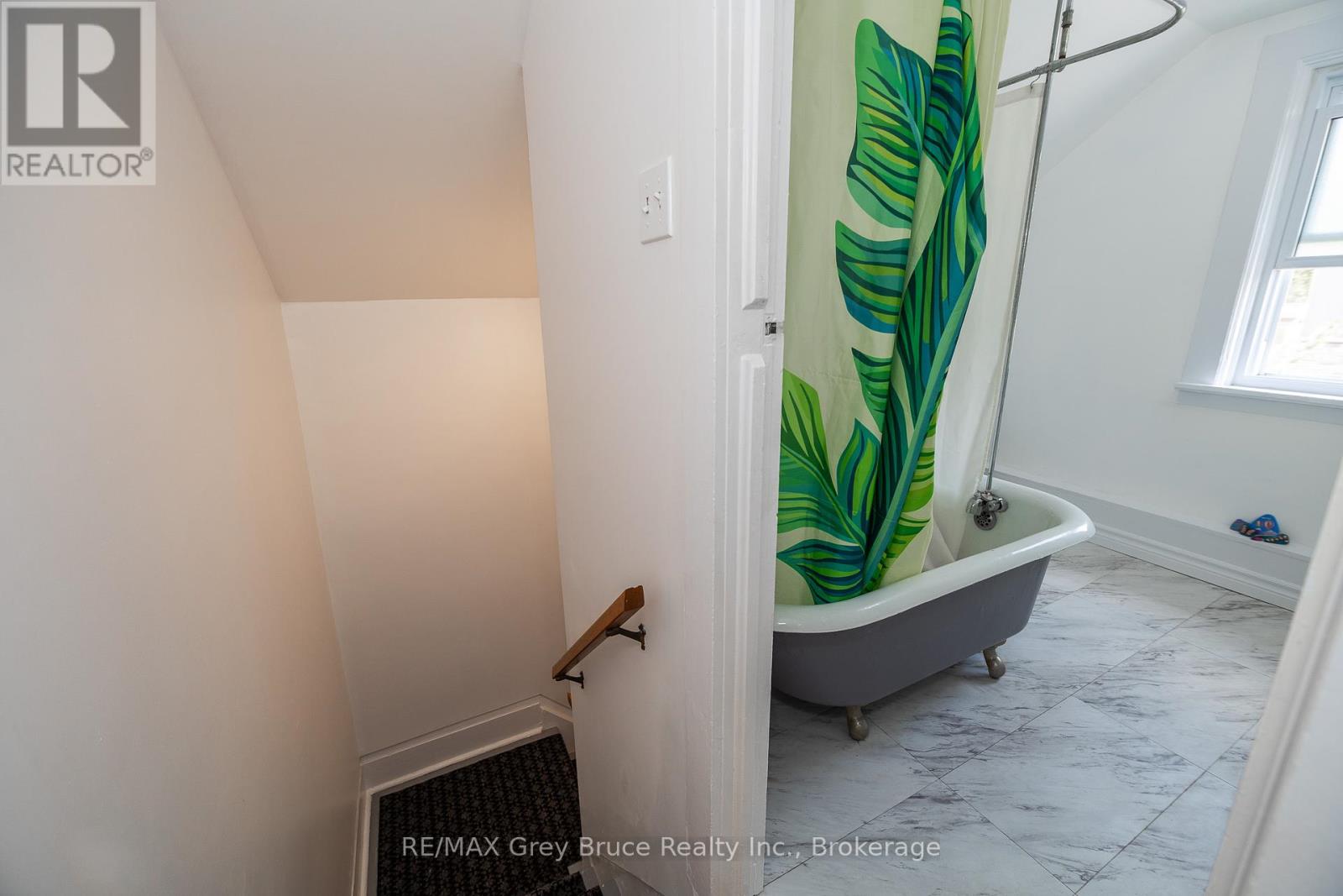 1809 3rd Avenue W, Owen Sound, Ontario N4K 4R7 - Photo 29 - X12166720
