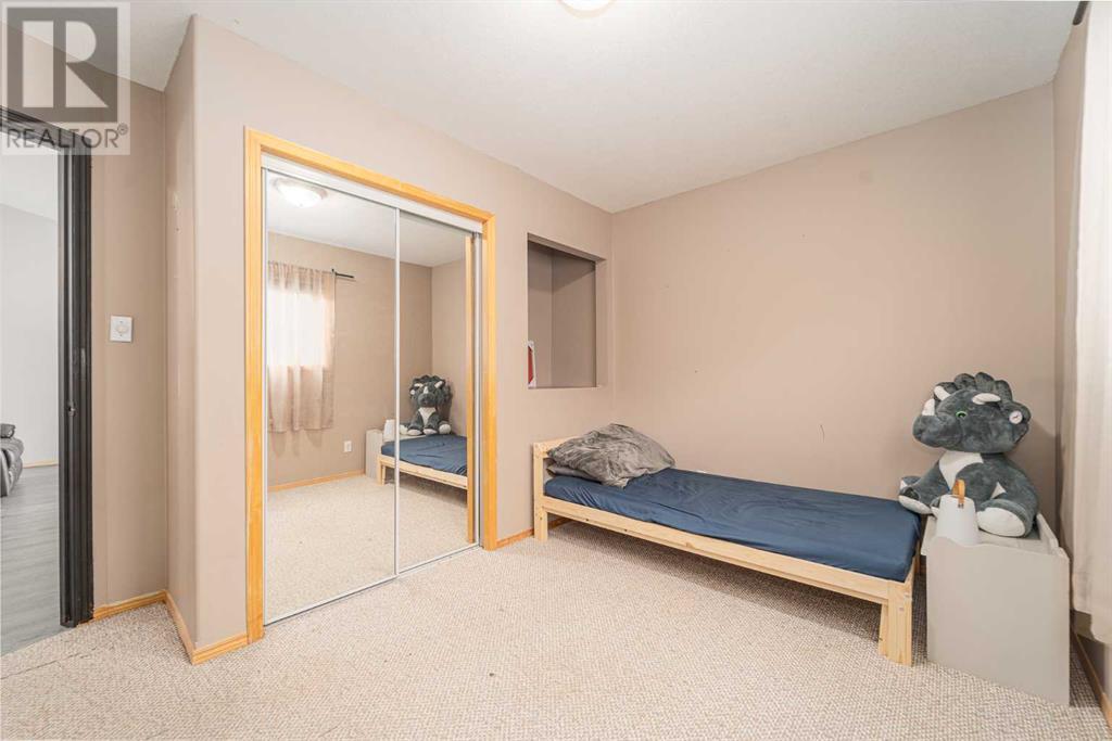 552 Heritage Boulevard W, Lethbridge, Alberta  T1K 7S5 - Photo 14 - A2215431
