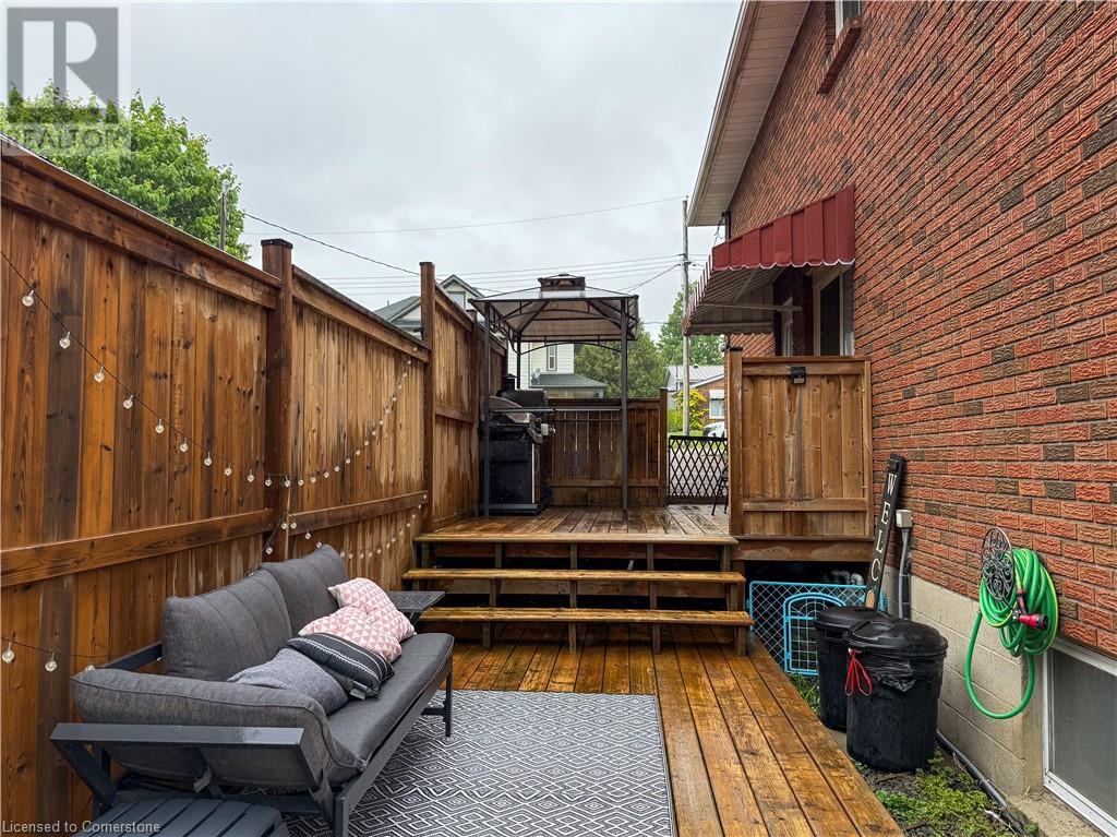Property at 132 KING HIRAM Street image 5