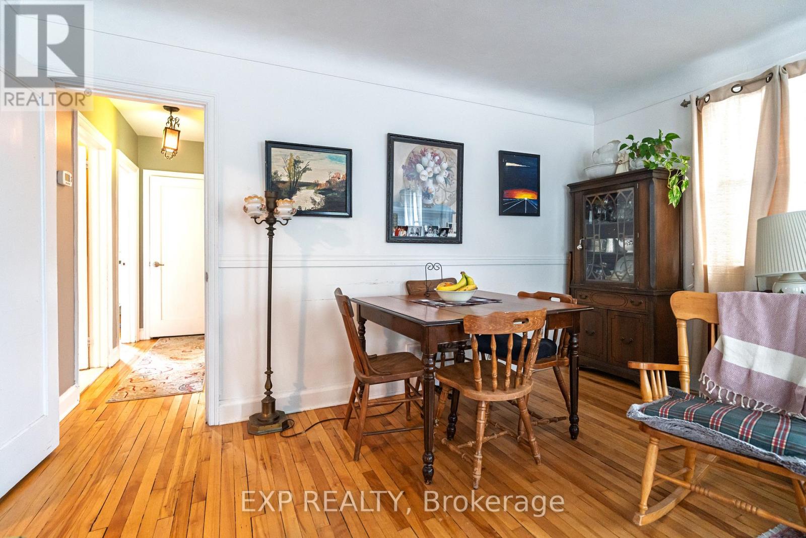 100 Dagmar Avenue, Ottawa, Ontario  K1L 5T4 - Photo 7 - X12166604