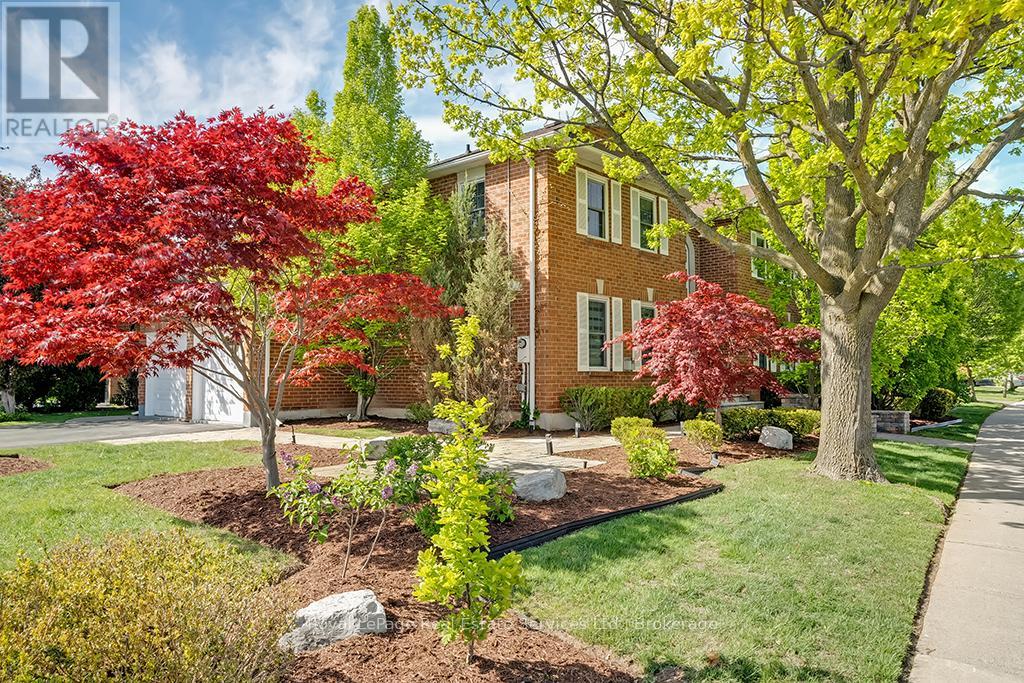 Property at 2101 GROSVENOR STREET image 2
