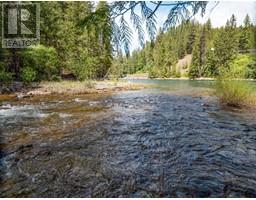 3751 Westwind Road, krestova, British Columbia