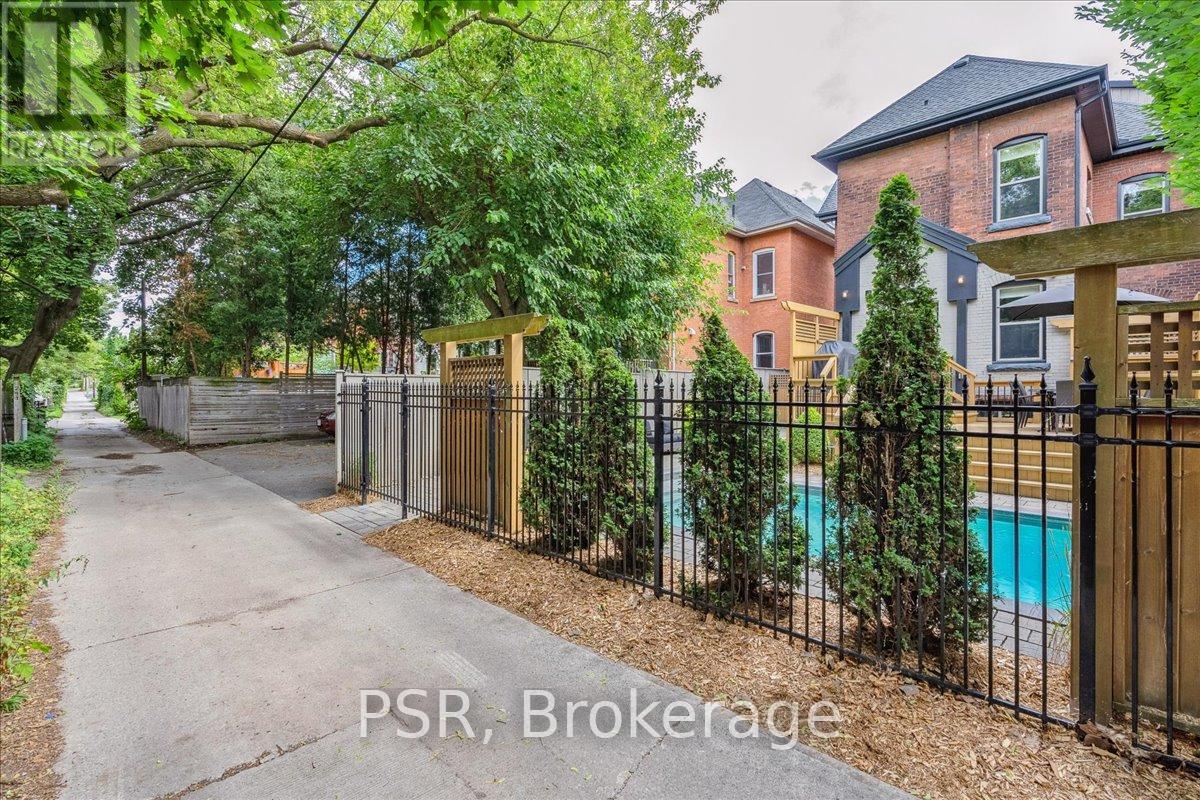 220 Herkimer Street, Hamilton, Ontario  L8P 2H6 - Photo 47 - X12166470