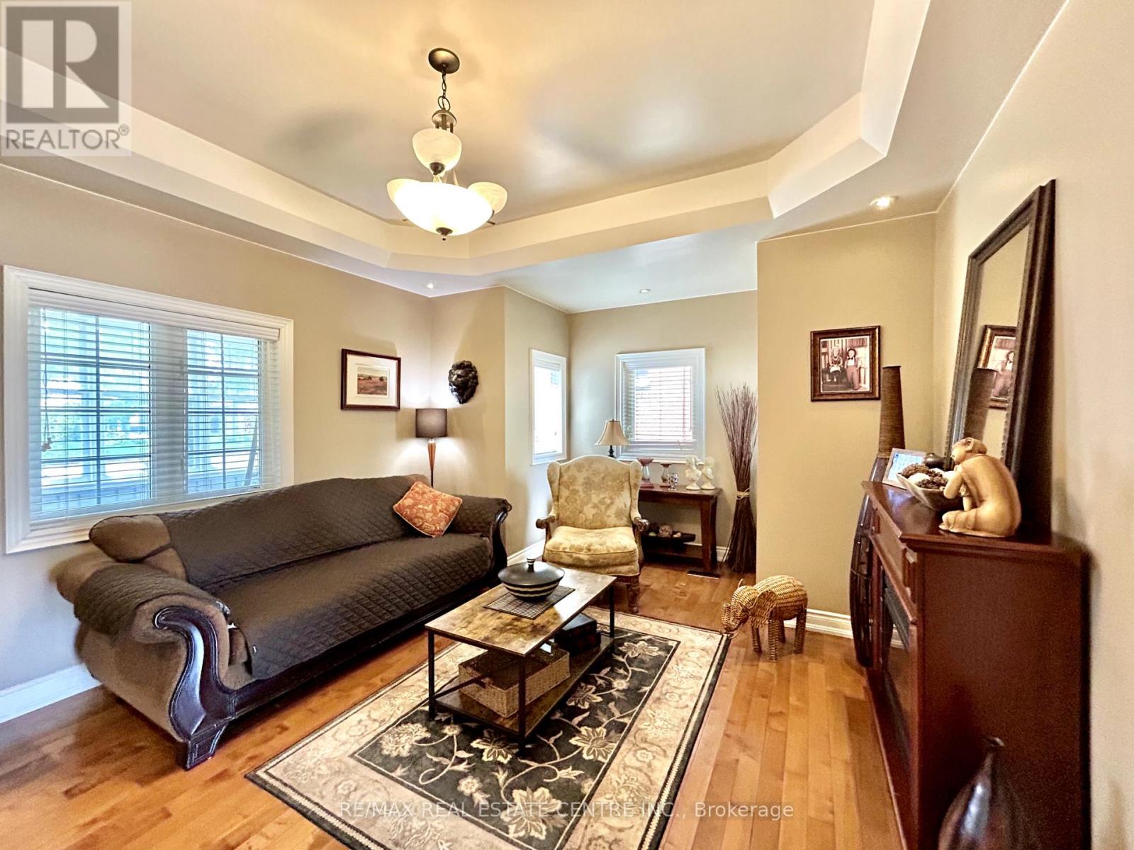 234 Main St Street E, Shelburne, Ontario  L9V 3K6 - Photo 10 - X12166532