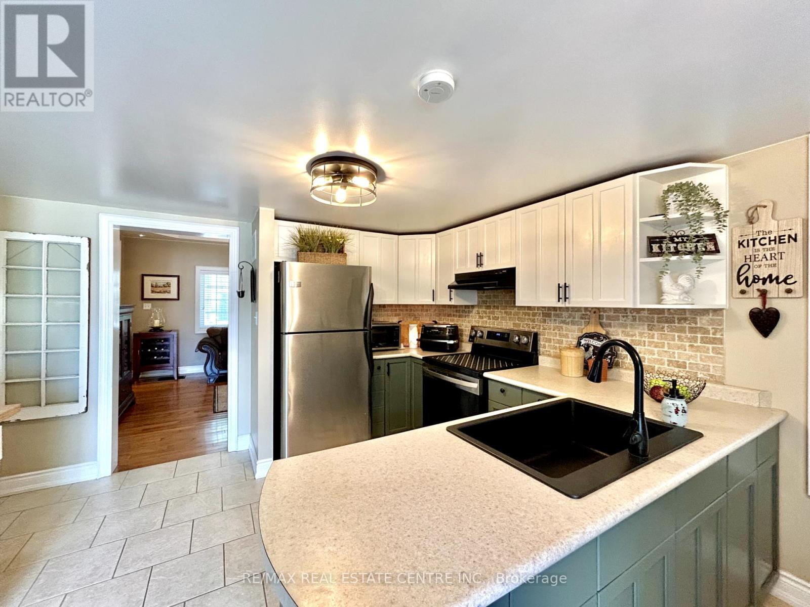 234 Main St Street E, Shelburne, Ontario  L9V 3K6 - Photo 14 - X12166532