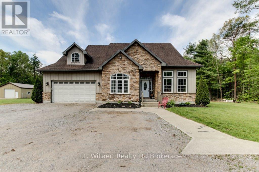 21 CHARLTON STREET, Norfolk, Ontario