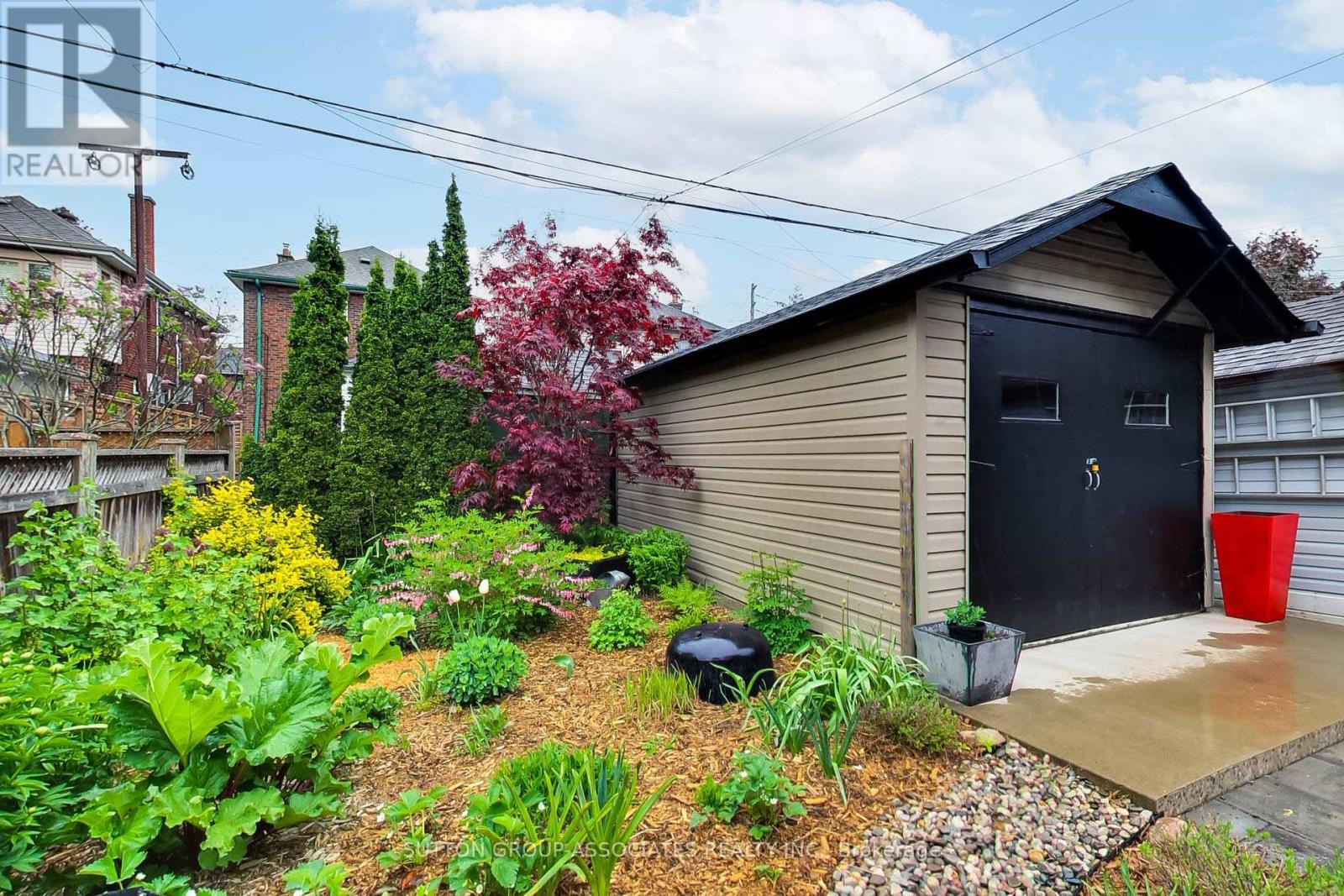 7 Roseneath Gardens, Toronto, Ontario  M6C 3X5 - Photo 39 - C12166569