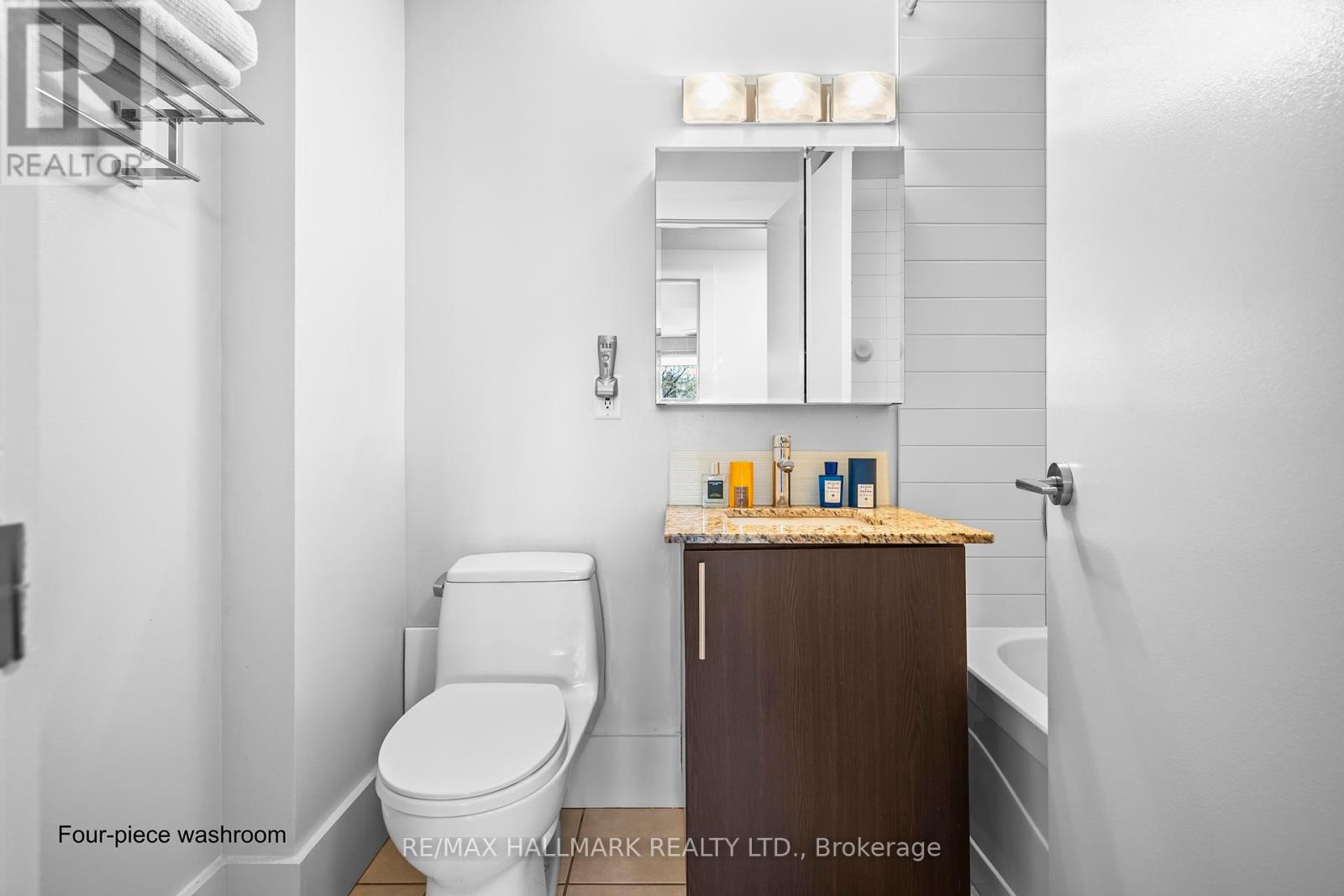 602 - 2603 Bathurst Street, Toronto, Ontario  M6B 2Z6 - Photo 12 - C12166609